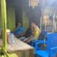 Bhabinkamtibmas Polsek Mandalle laksanakan giat sambang warga malam hari
