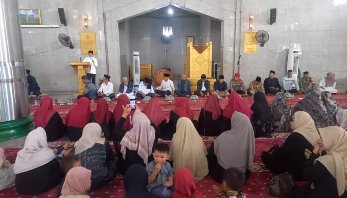 Wabup Pangkep Hadiri Maulid Nabi di Masjid Agung, Ajak Masyarakat Teladani Akhlak Rasulullah