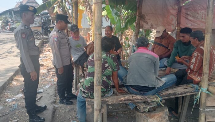 Personel Polsek Bungoro Gelar Patroli Dialogis Sambangi Warga, Sampaiakan Pesan Kamtibmas