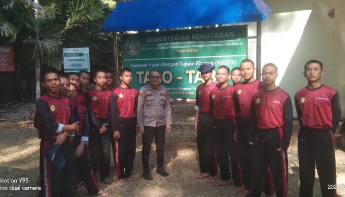 Kapolsek Bungoro Tinjau Kebakaran Hutan di Kawasan Gunung Tabo-Tabo, Imbau Warga Tak Bakar Lahan