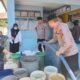 Kapolsek Bungoro AKP Syaifuddin Turun Langsung Antar Air Bersih ke Kampung Majannang, Warga Antusias Sambut