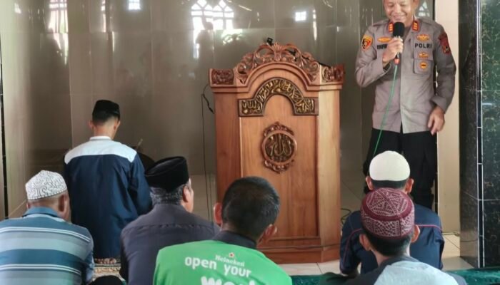 Usai Salat Ashar, Kapolsek Bungoro Imbau Jemaah Masjid Nurul Jihad Waspada Kebakaran dan Jaga Kamtibmas
