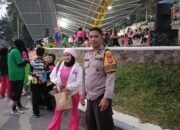 Bhabinkamtibmas Padoang-Doangan Monitoring Zumba Party di Alun-Alun Citra Mas Pangkep