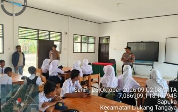 Polisi Peduli Pendidikan, Polsek Liukang Tangaya Tanamkan Disiplin Sejak Dini