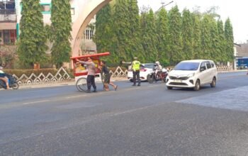 Peduli kelancaran lalu lintas, Kapolres Pangkep turun langsung laksanakan gatur pagi