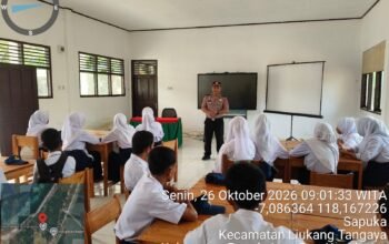 Polsek Liukang Tangaya Gelar Polisi Peduli Pendidikan, Tanamkan Disiplin dan Kesadaran Hukum kepada Pelajar