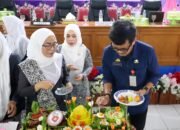 Buka Webinar Nasional IBI Sekda Pinrang Minta Bidan Manfaatkan Teknologi Kesehatan