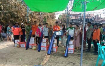 Diduga Korsleting Listrik Tiga Rumah Panggung di Kampung Baru Ongkoe Pinrang Ludes Terbakar