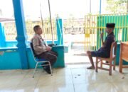 Bhabinkamtibmas Polsek Mandalle Sambangi Warga, Ajak Bersama Jaga Kamtibmas
