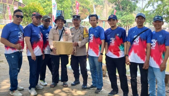 Bhabinkamtibmas Kelurahan Tonasa Monitoring Lomba Mancing HUT ke-58 PT Semen Tonasa