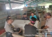 Bhabinkamtibmas Bripka Sukur Pantau Aktivitas Pasar Tradisional Mandalle, Imbau Warga Jaga Kamtibmas