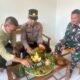 Kapolsek Ma’rang Bersama Personel Sambangi Koramil, Berikan Ucapan HUT TNI ke-81