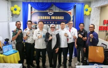 Bupati Barru Resmikan Beranda Imigrasi, Urus Paspor Kini Lebih Mudah