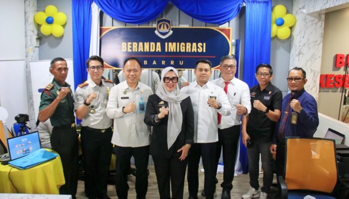 Bupati Barru Resmikan Beranda Imigrasi, Urus Paspor Kini Lebih Mudah