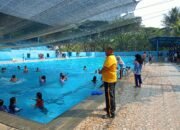 Pastikan Keamanan Wisata, Bhabinkamtibmas Bontoa Cek Kesiapan Kolam Renang Tonasa