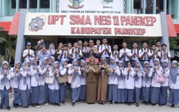Kapolres Pangkep laksanakan program POLDIK di SMA Negeri 11 Pangkep, ajak pelajar berprestasi dan taat hukum